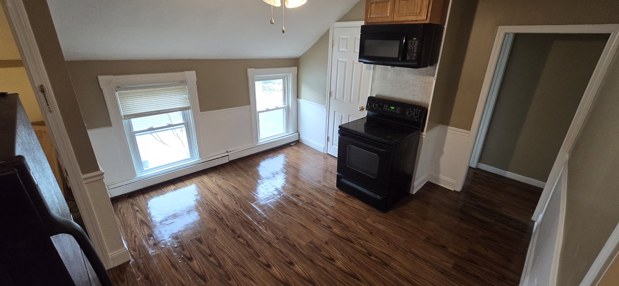Pawtucket Apartment: 8 thomas ave