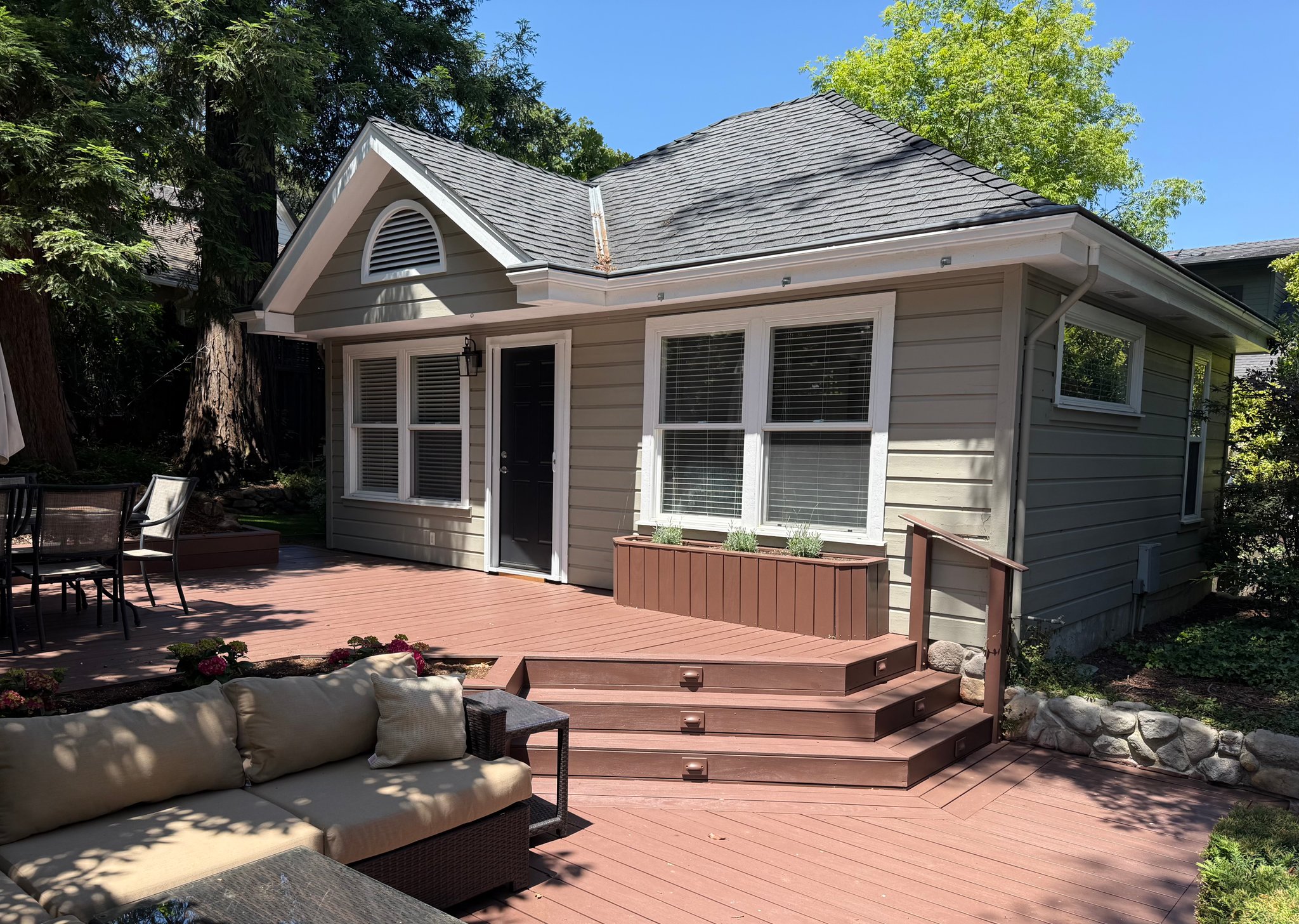 Los Gatos House: 149 Wissahickon Avenue COTTAGE