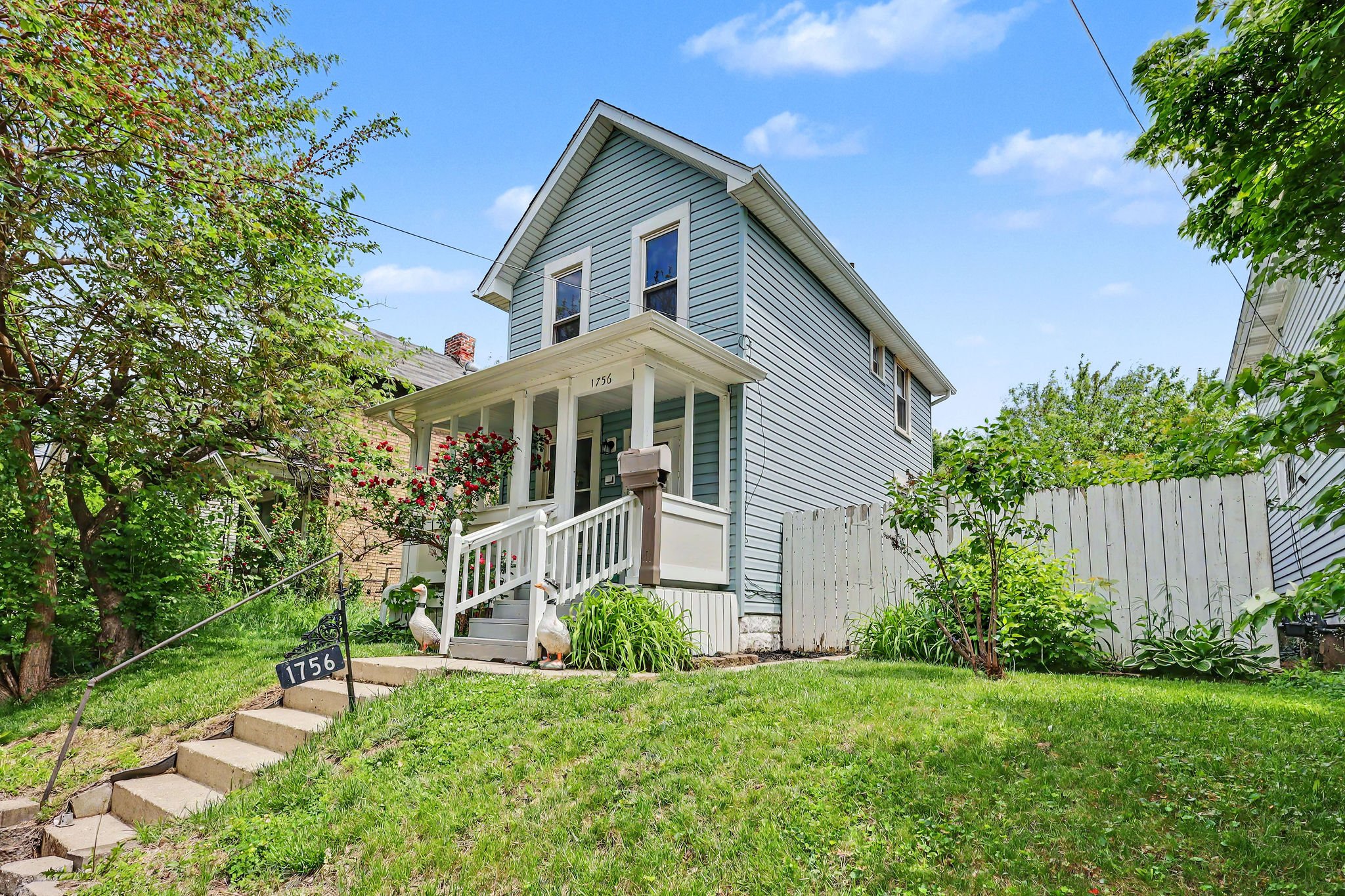 Columbus House: 1756 Bruck St