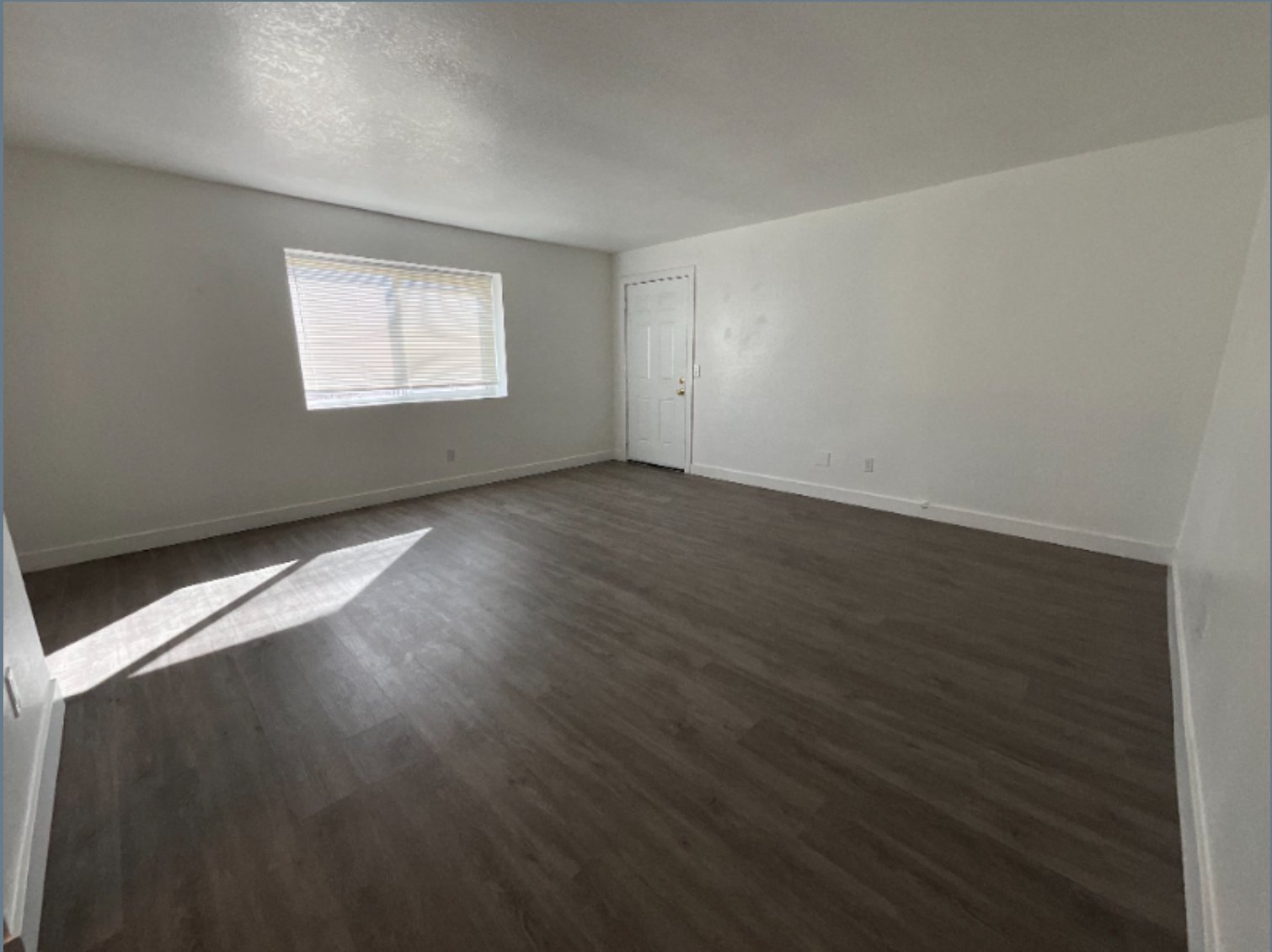 Apple Valley Apartment: 15866 Sago Road.