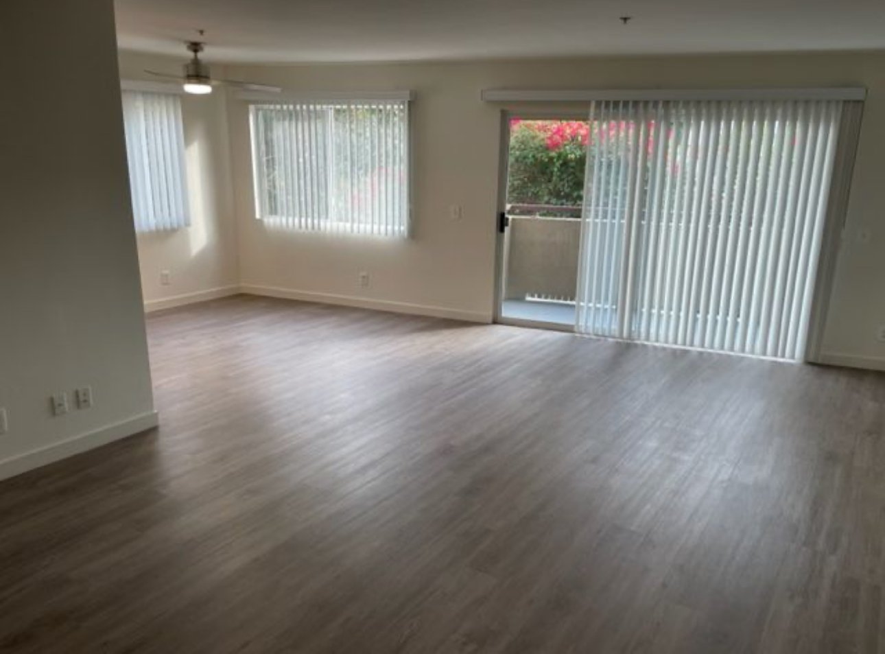 sherman oaks Apartment: 4540 Natick