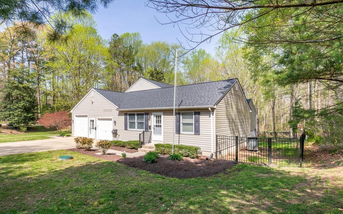 Saint Leonard Other: 2725 Vivians Way