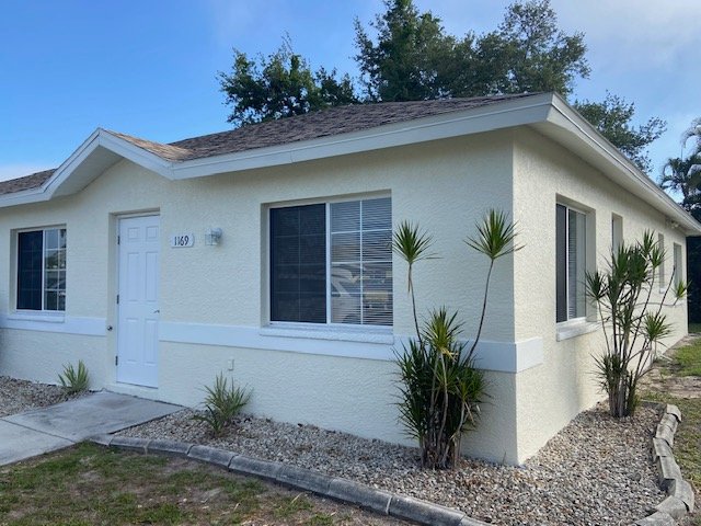 Fort Myers Multiplex: 1169 Lake McGregor Dr