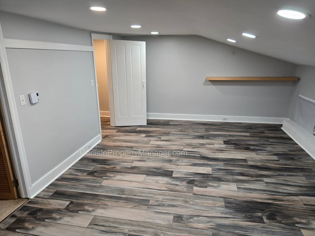 Carlisle Townhome: 46 S Bedford St