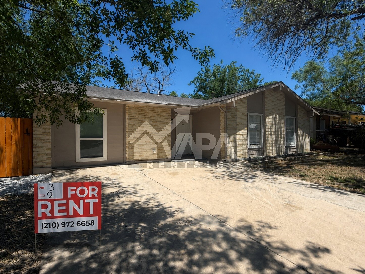 San Antonio House: 5331 Beryl CV