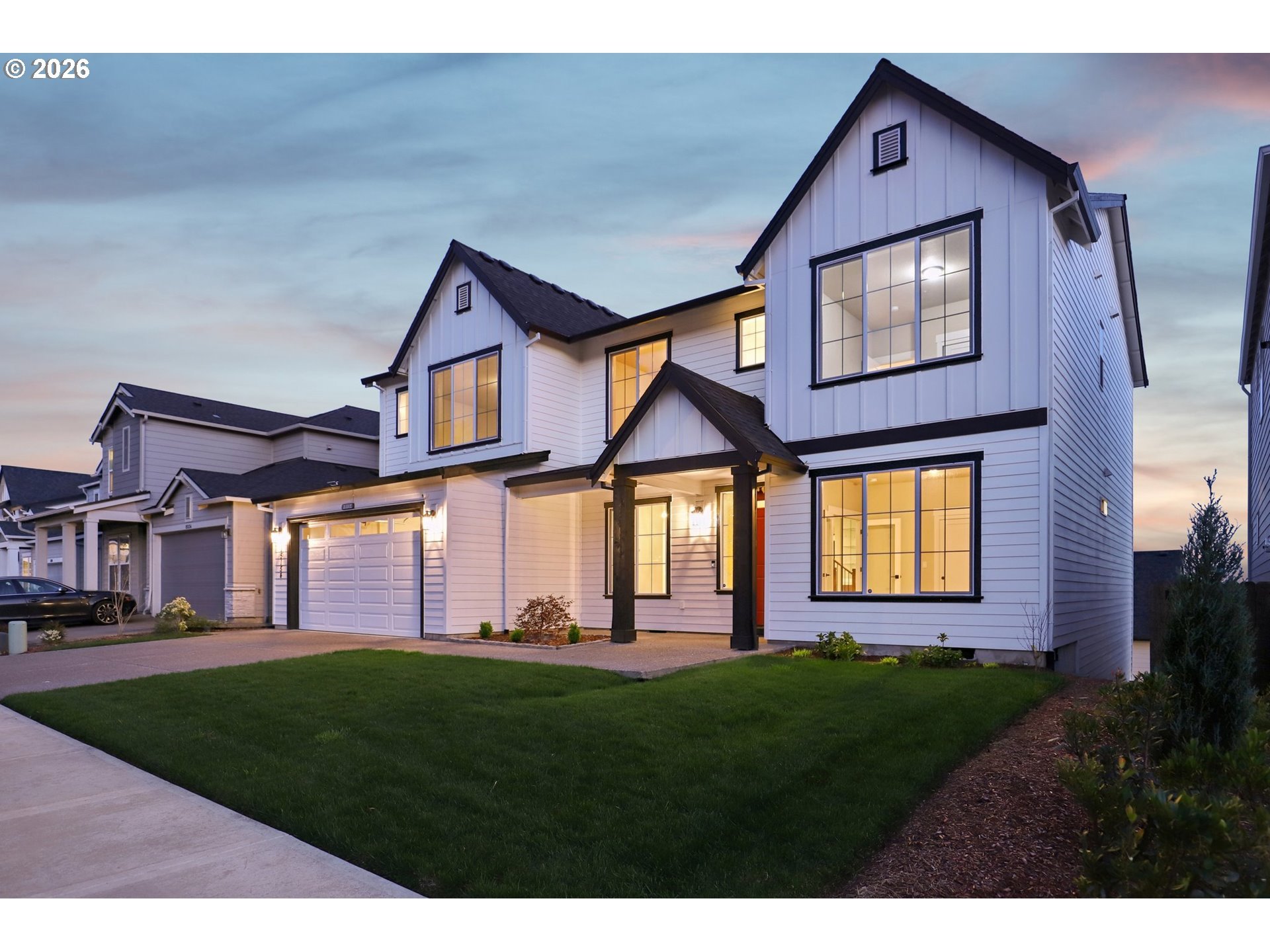 Tigard House: 15154 SW Flatcreek Ln