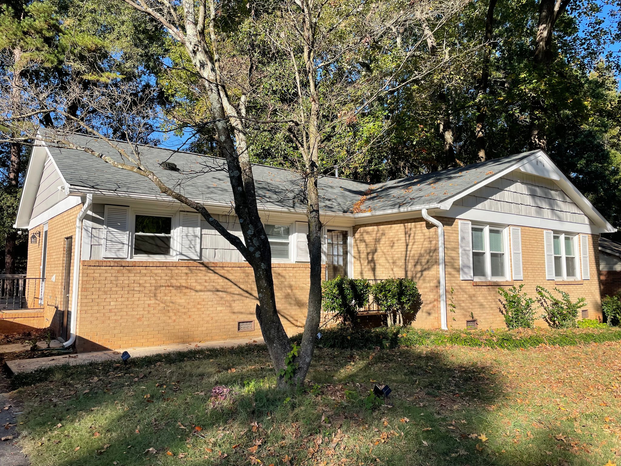 Charlotte House: 6524 Idlebrook Dr