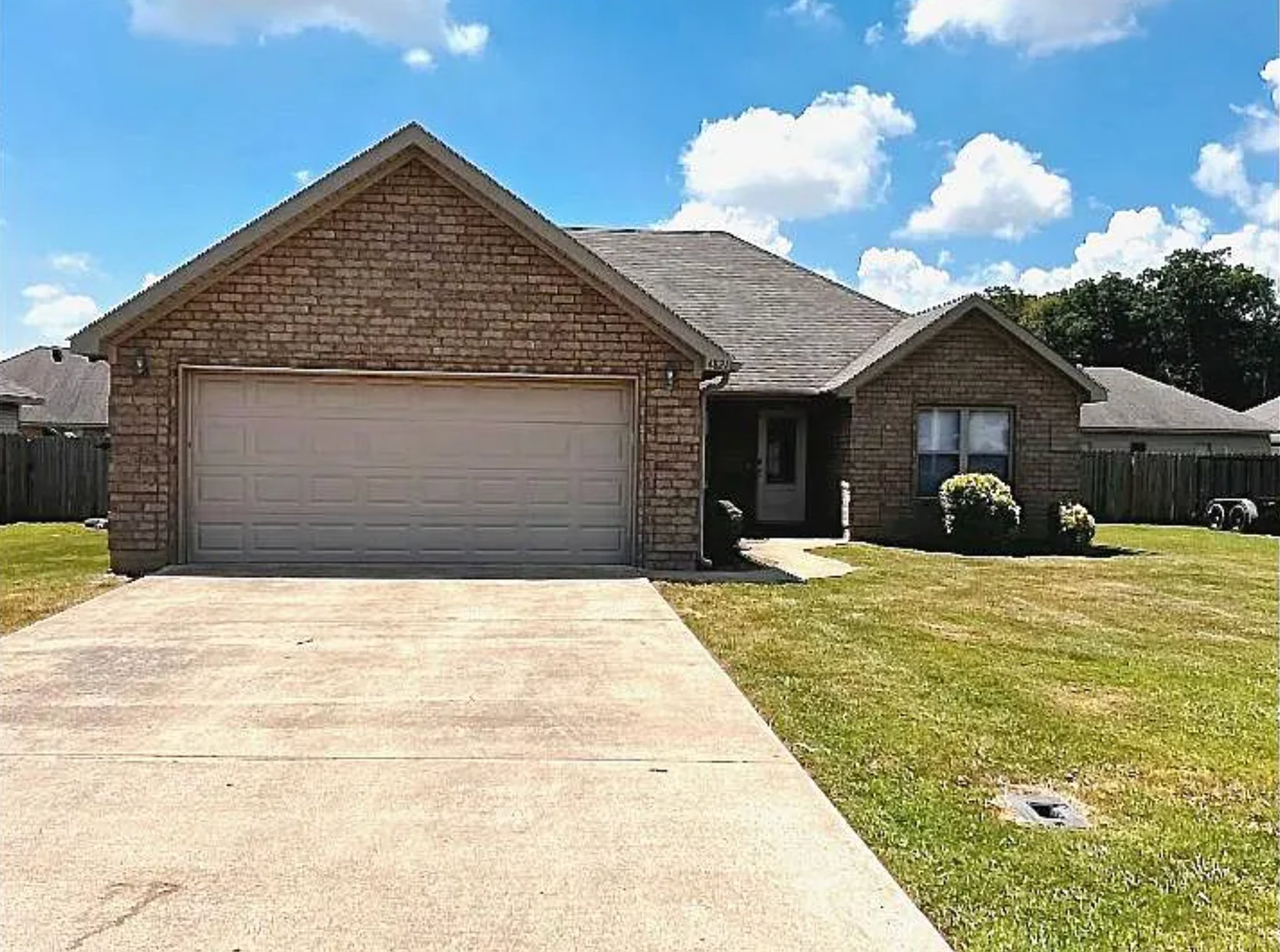 Jonesboro House: 4821 Ocean Dr