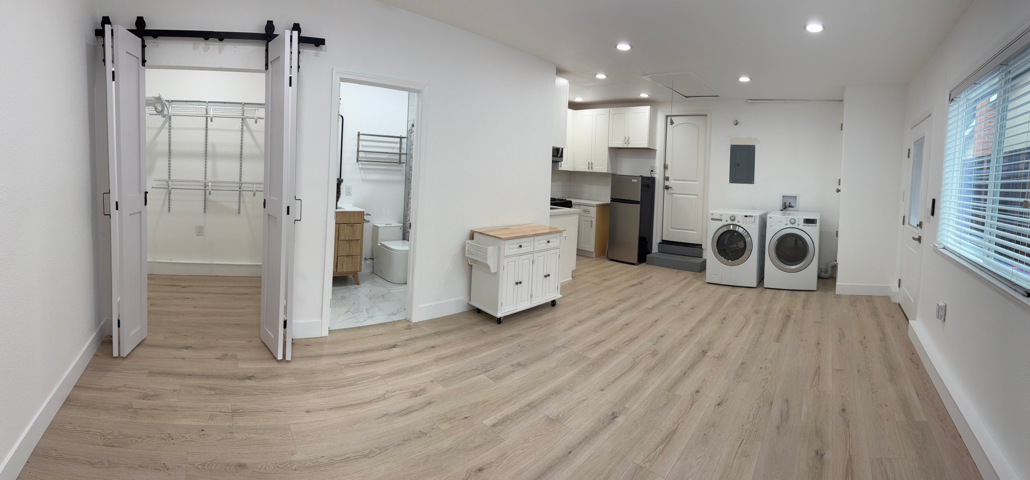 Antioch House: 2796 Entrada Cir