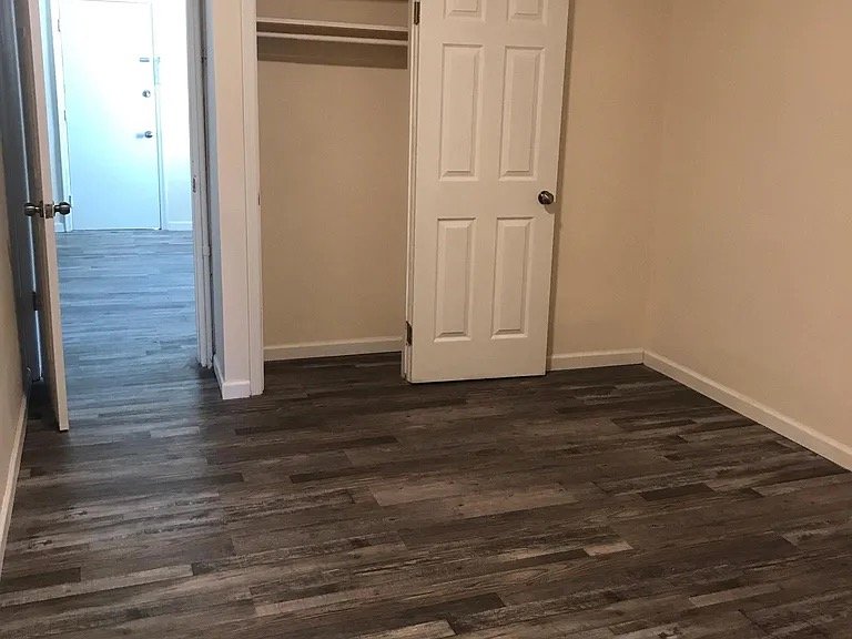 Newark Apartment: 29 Hawkins St