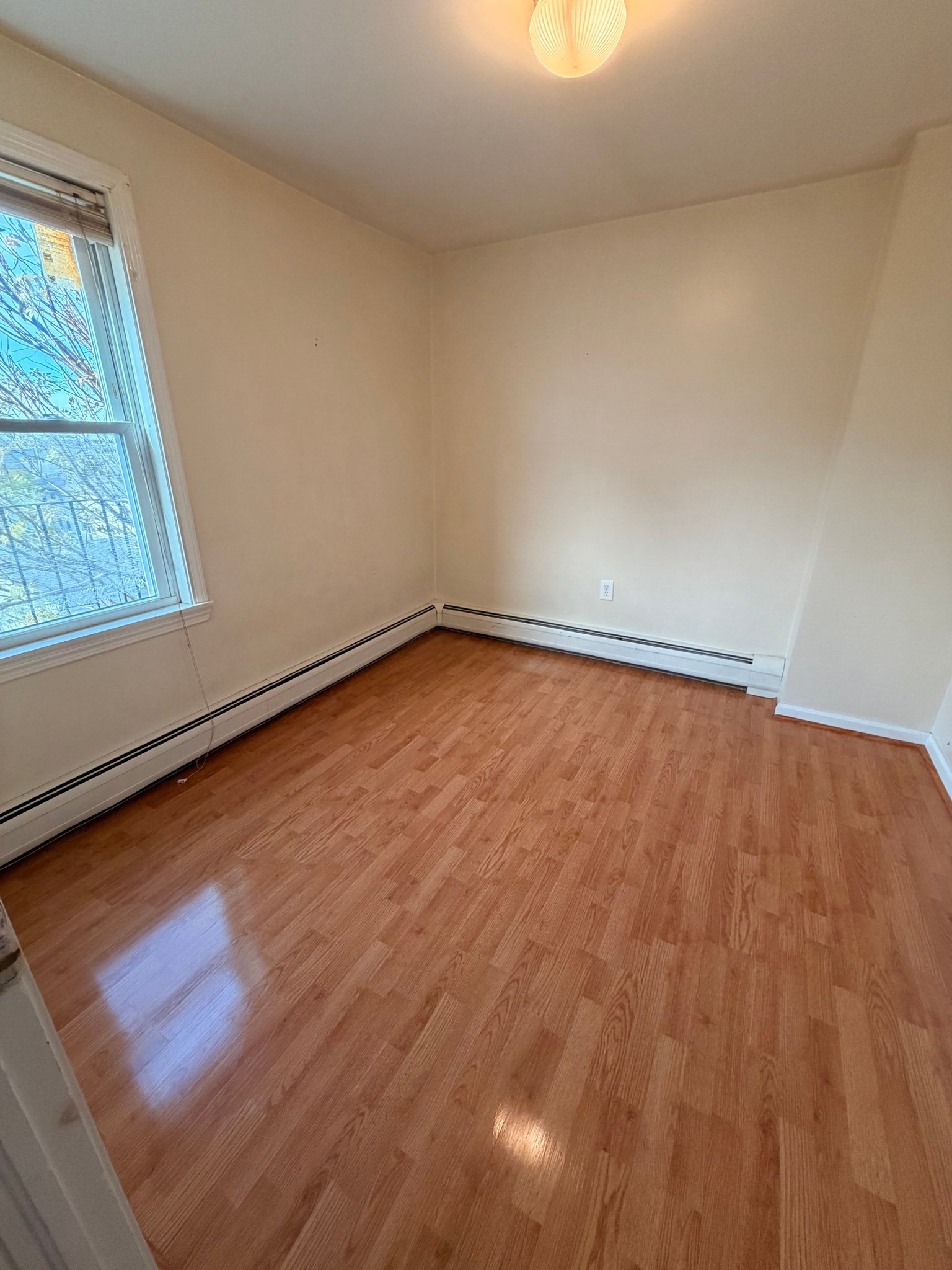 Fall River Multiplex: 97 Grant Street, Unit 2W