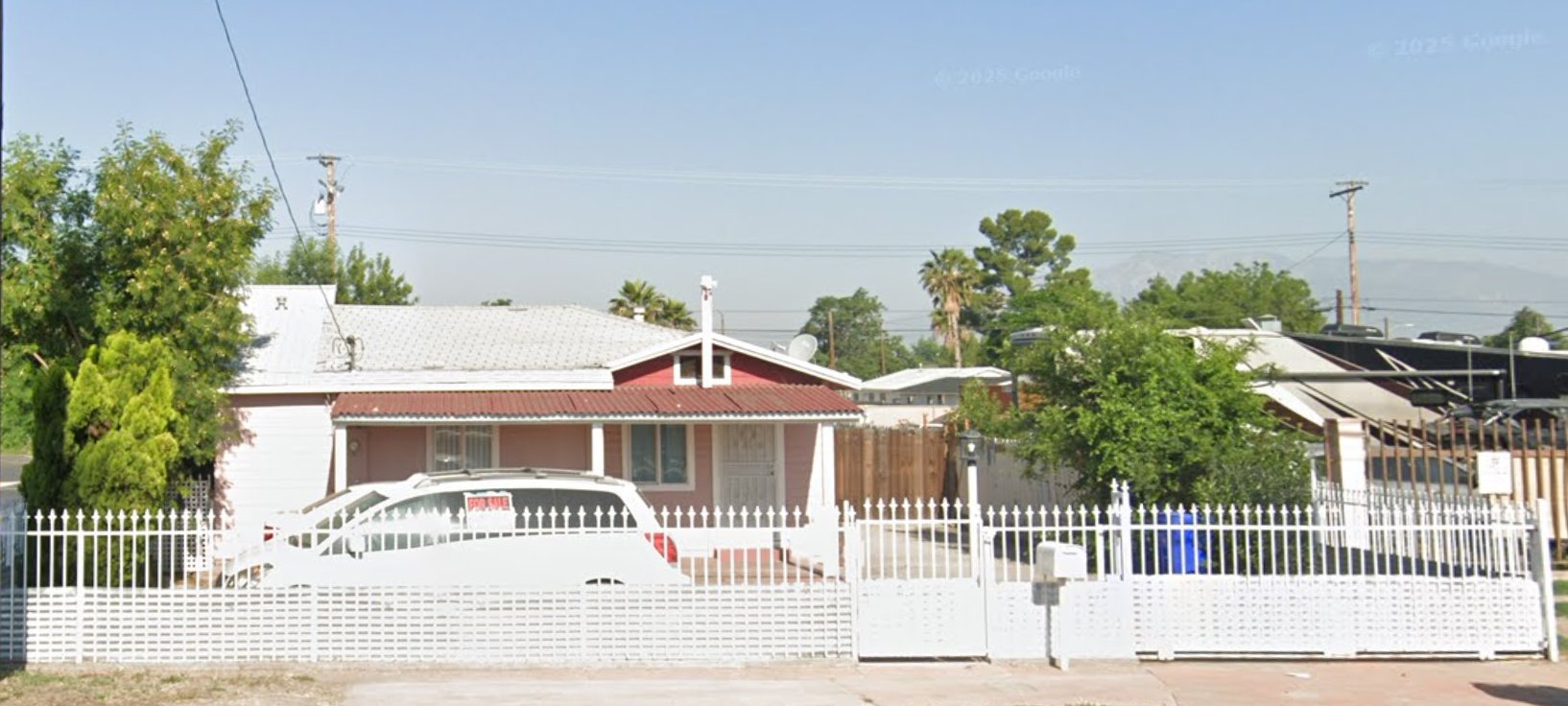 San Bernardino House: 8048 Tippecanoe Ave #1