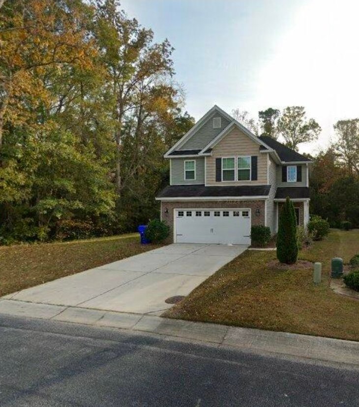 Ladson House: 3640 Pimmit Pl