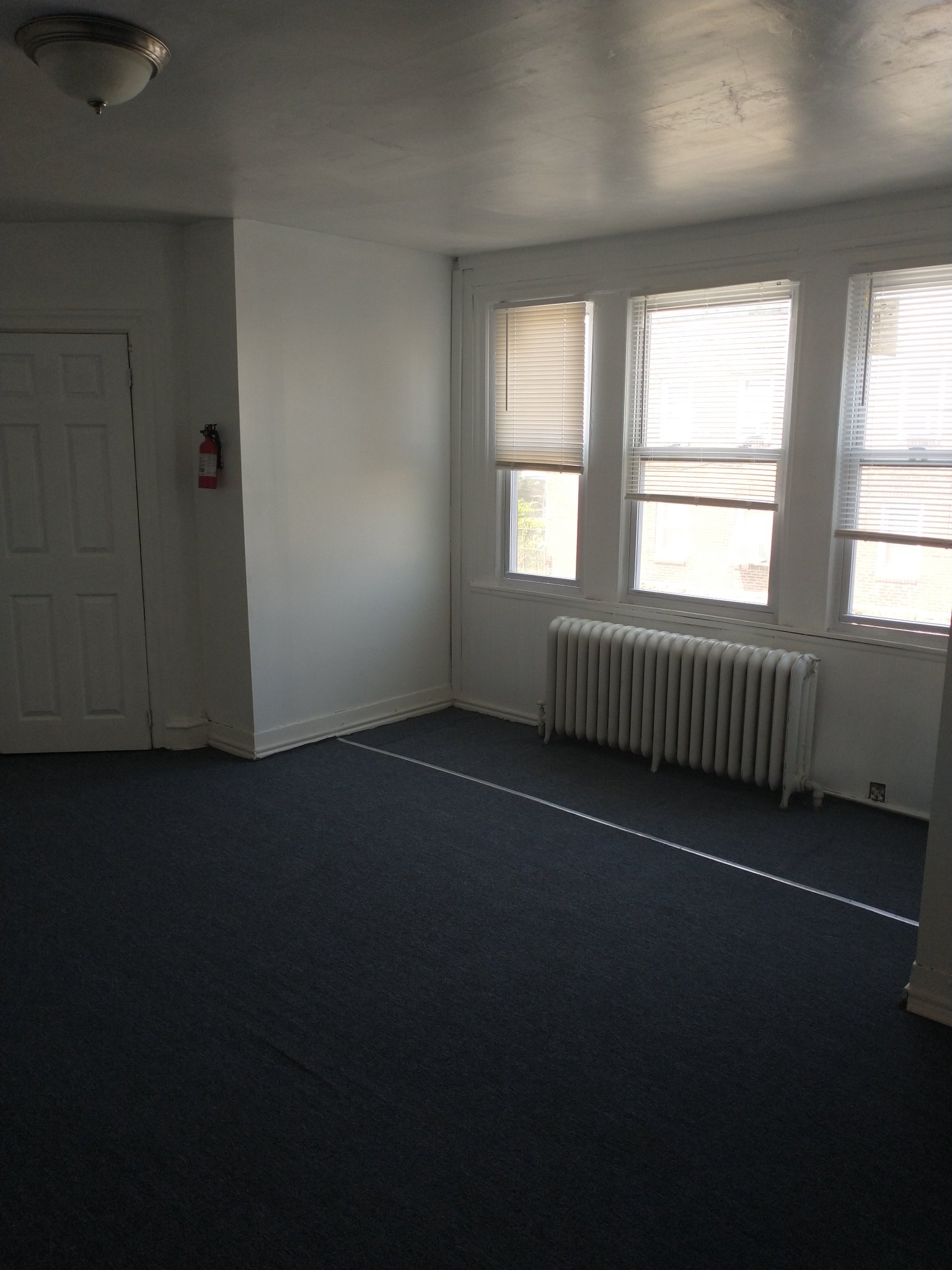 Philadelphia Townhome: 5263 N Franklin St