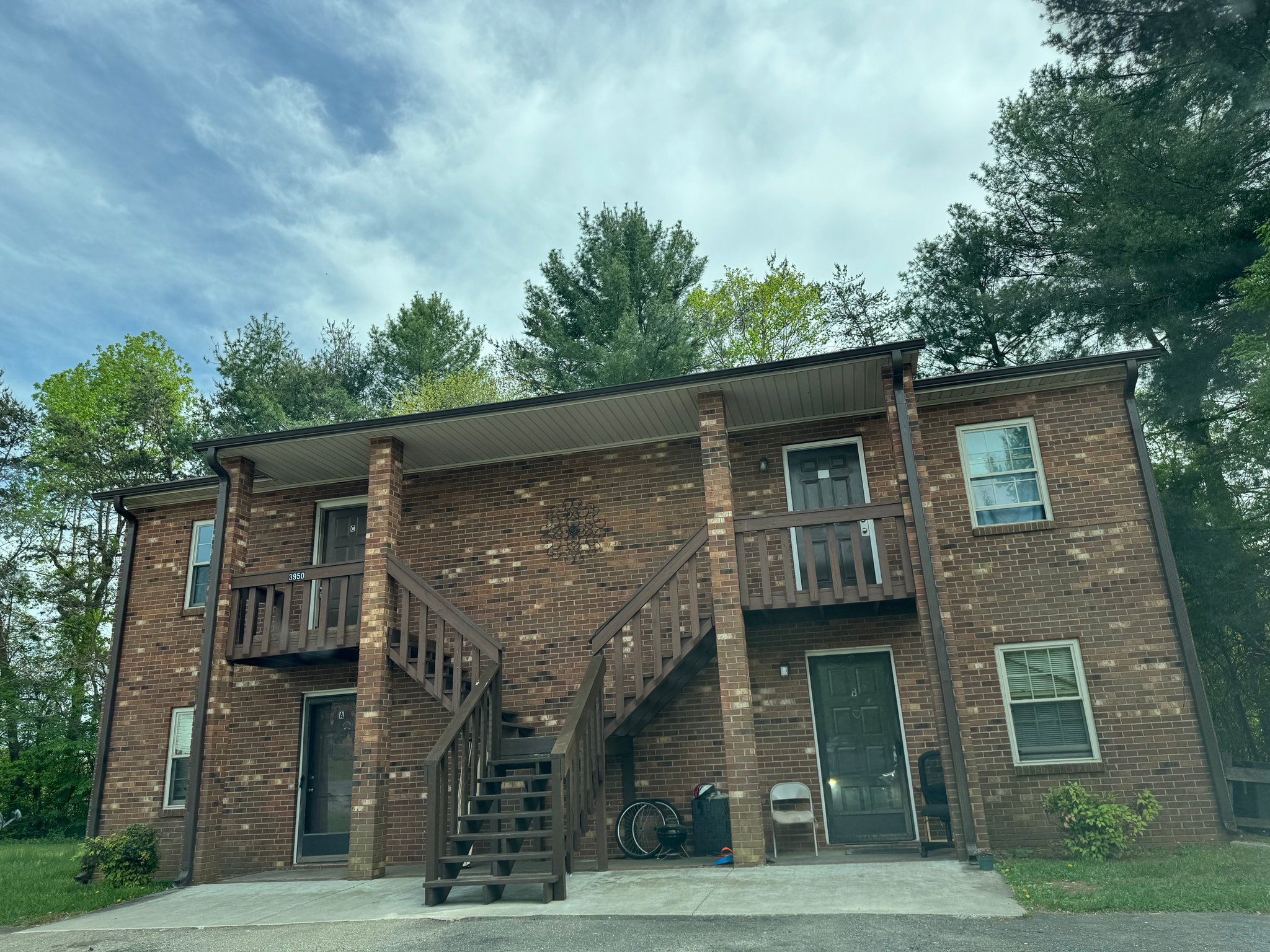 Winston Salem Apartment: 3950 Bradford Court