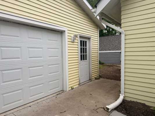 Kalamazoo House: 1120 maple street