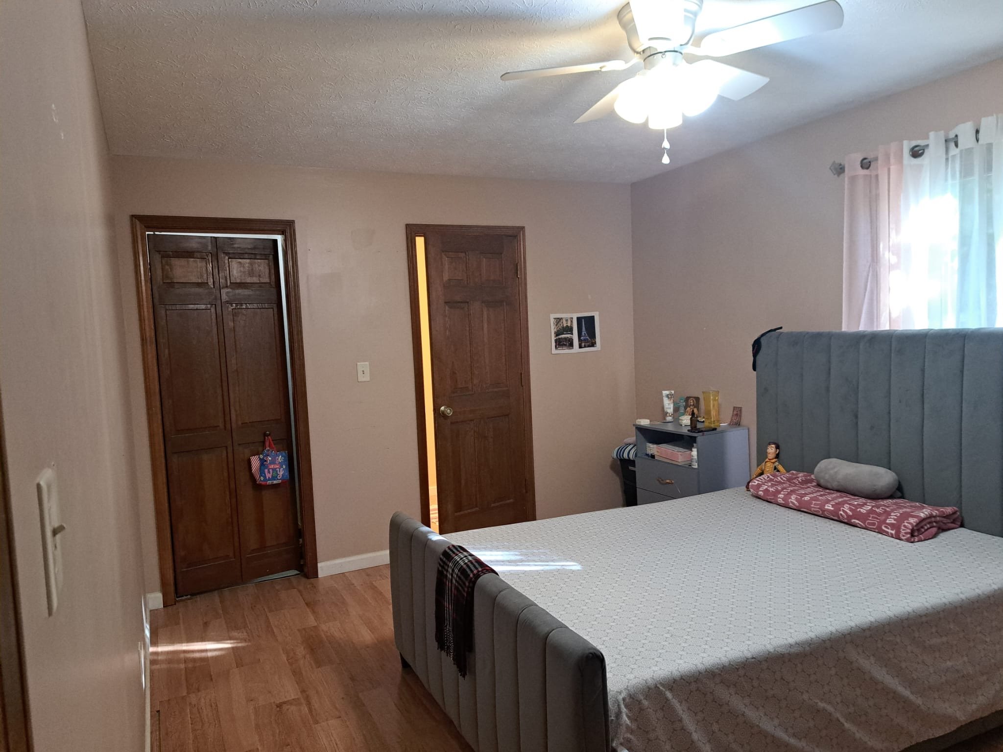 INDIANAPOLIS House: 2127 DeBello court