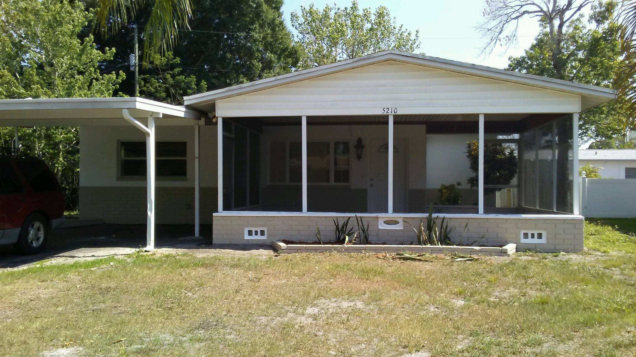 Pinellas Park House: 5210 98th Ave