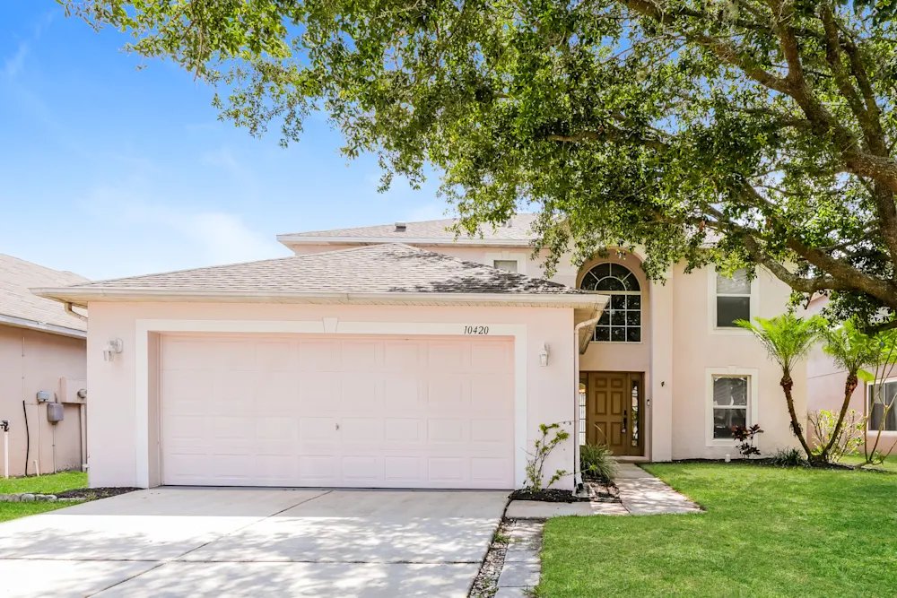 Riverview House: 10428 Fly Fishing St