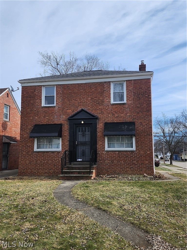Maple Heights House: 5435 Beechwood ave