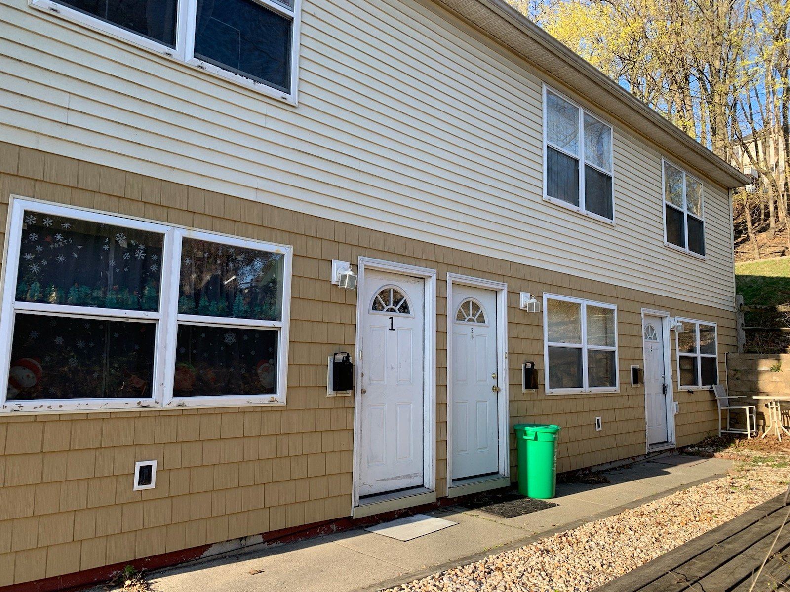 Allentown Townhome: 1012 Constitution Dr.