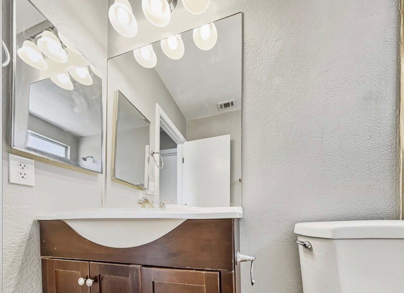 North Las Vegas House: 5228 French Lavender street