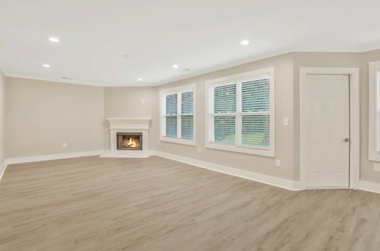 Lithonia House: 2441 Raven Cir