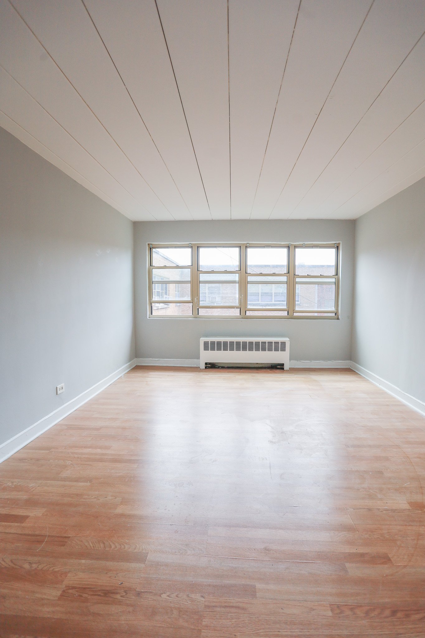 Chicago Apartment: 5653 Christiana