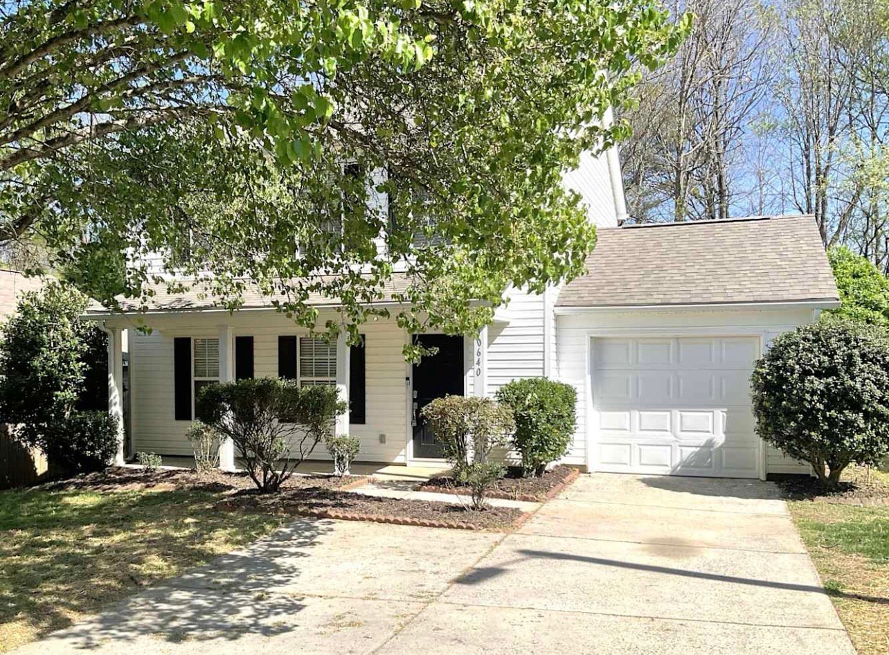 Charlotte House: 10636 Greatford Ct