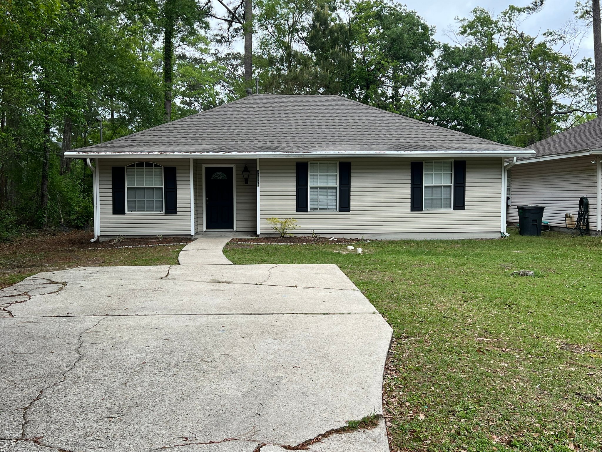 Slidell House: 40635 Hayes Road