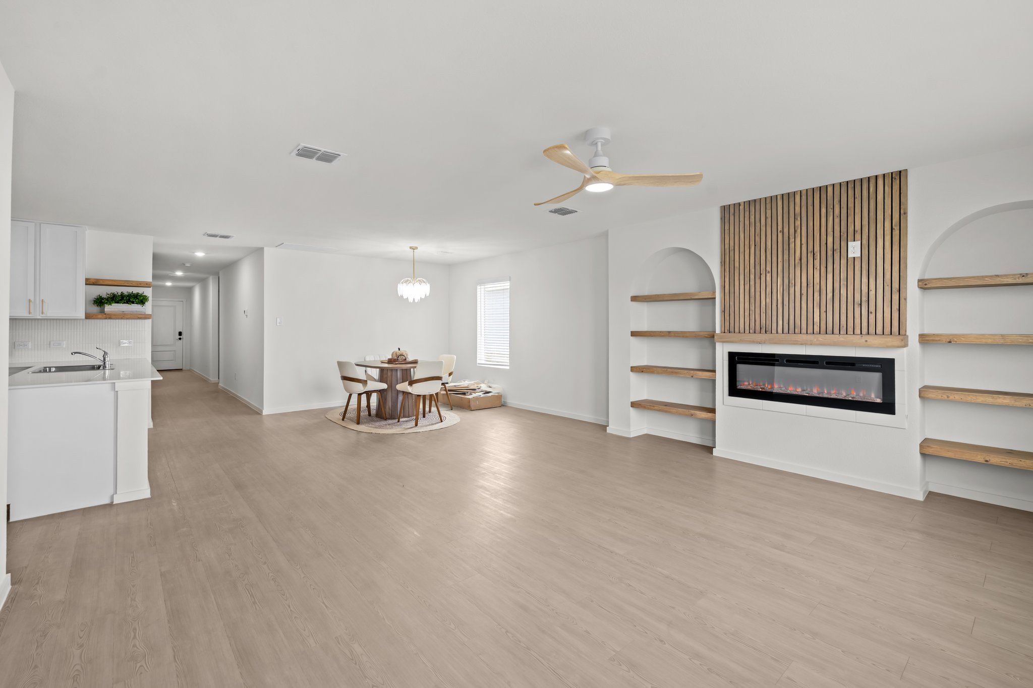Crowley House: 4004 Arklow St