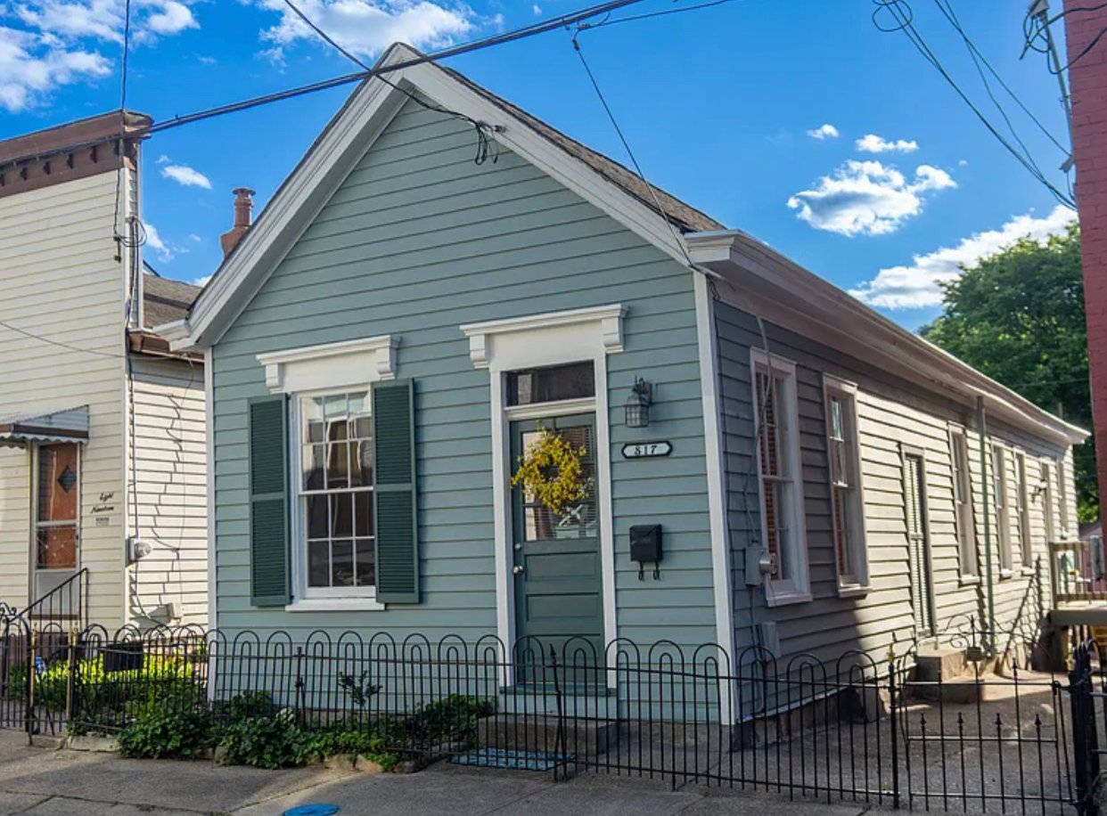 Covington House: 817 Perry St