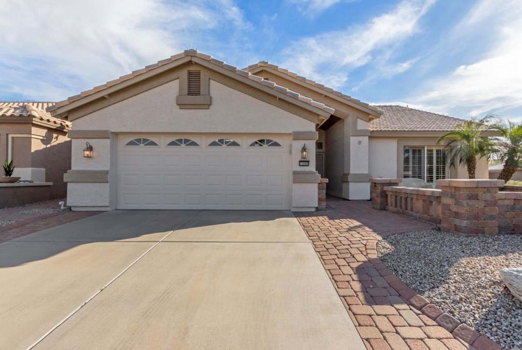 Goodyear House: 15089 W Verde Ln