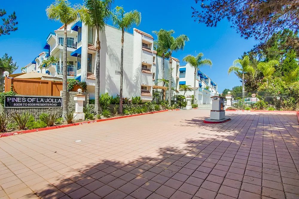 SAN DIEGO Condo: 8308 Regents Road