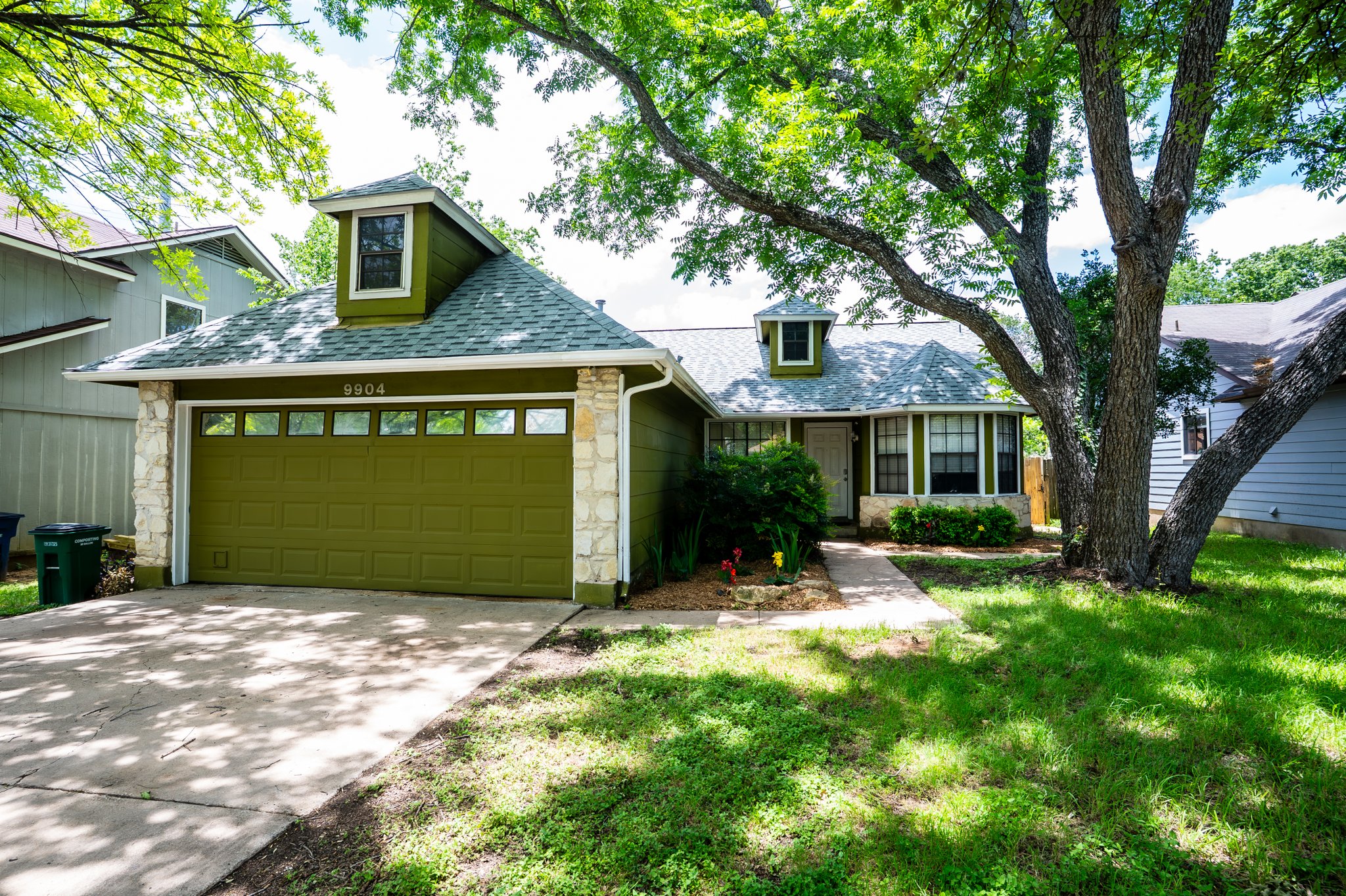 Austin House: 9904 Briar Ridge Dr