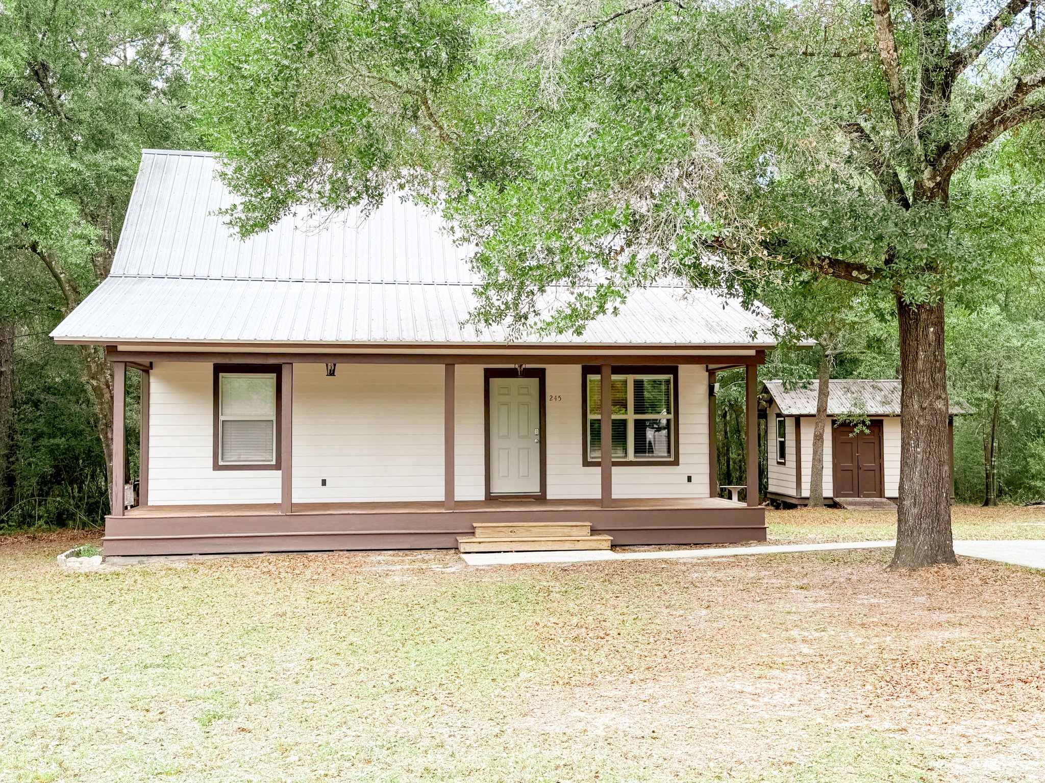 Freeport House: 245 Pine St