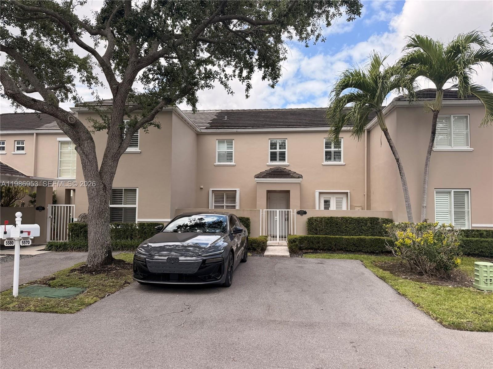 Miami Townhome: 5570 SW 70TH PL