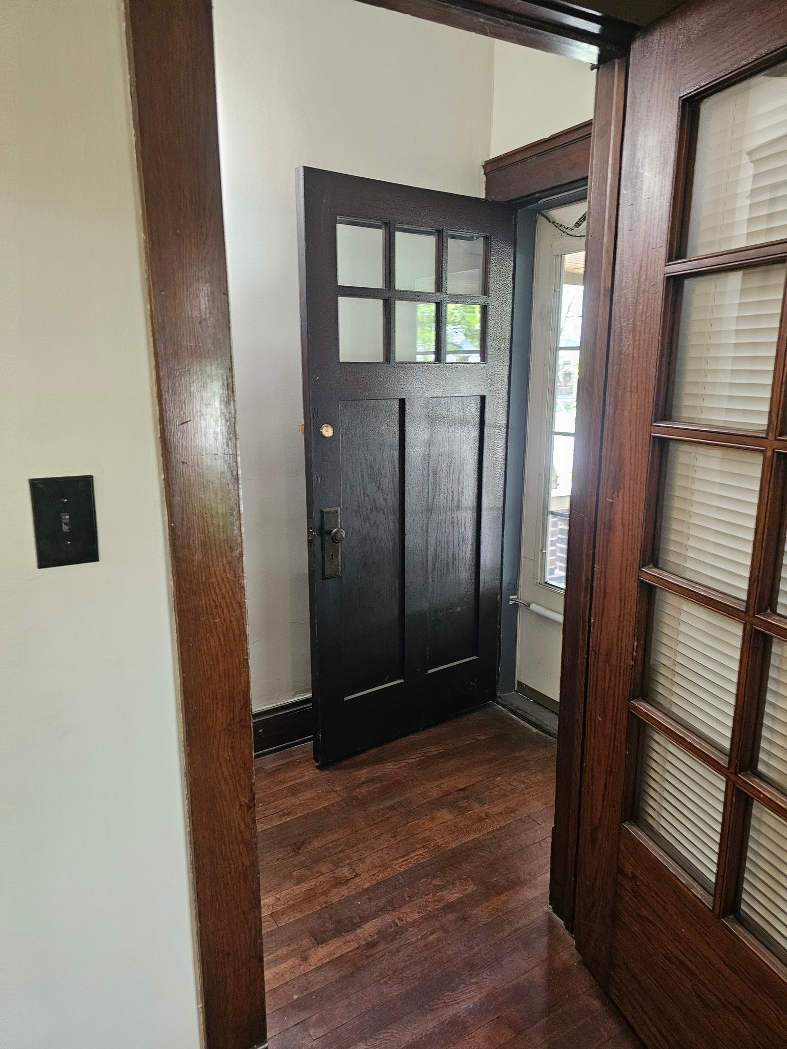 Cleveland Townhome: 2675 E 130th St