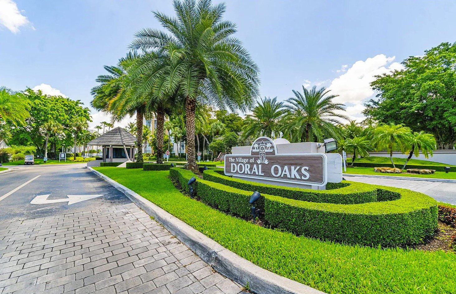 DORAL Condo: 9735 NW 52 ST