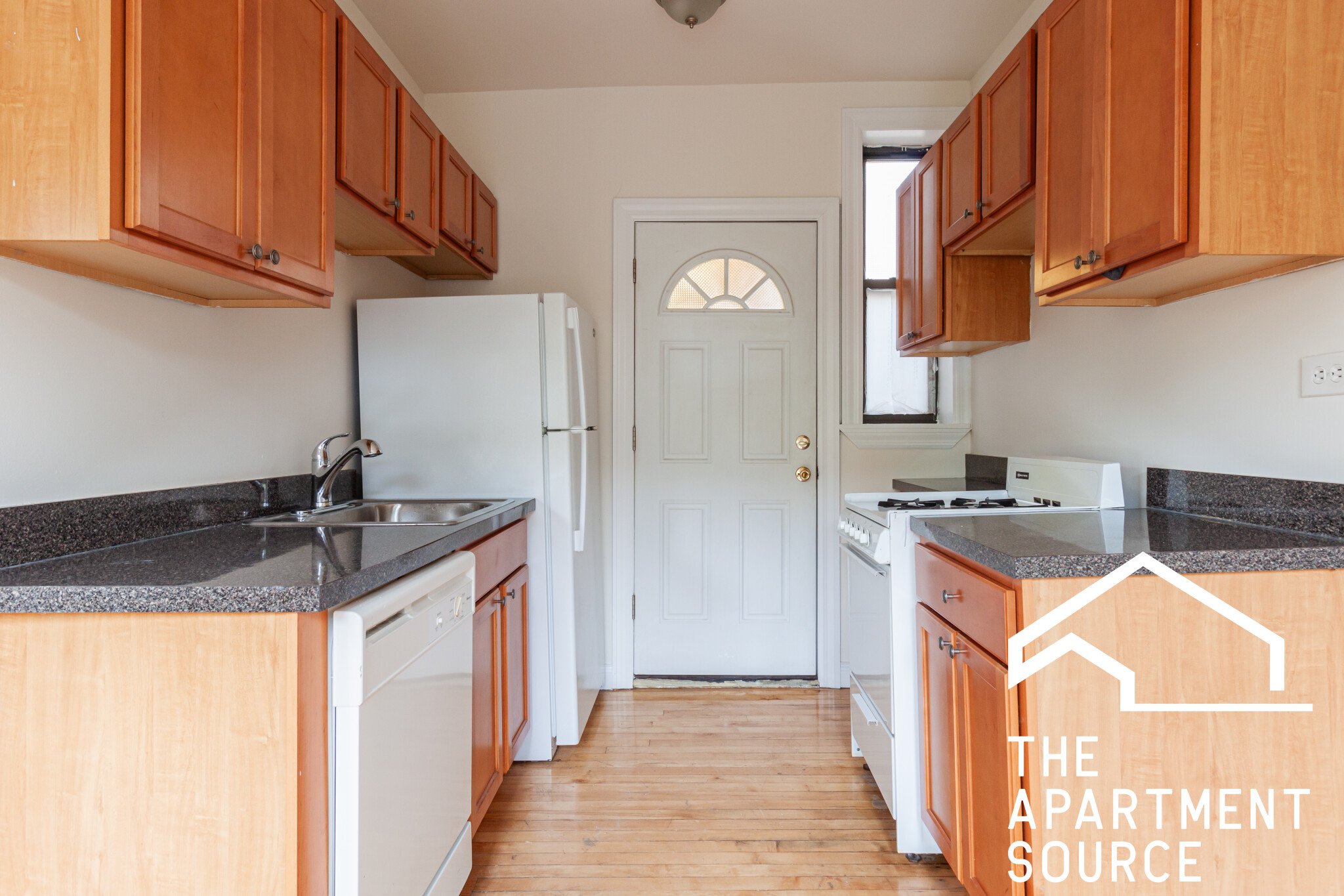 Chicago Apartment: 3825 North Fremont St.