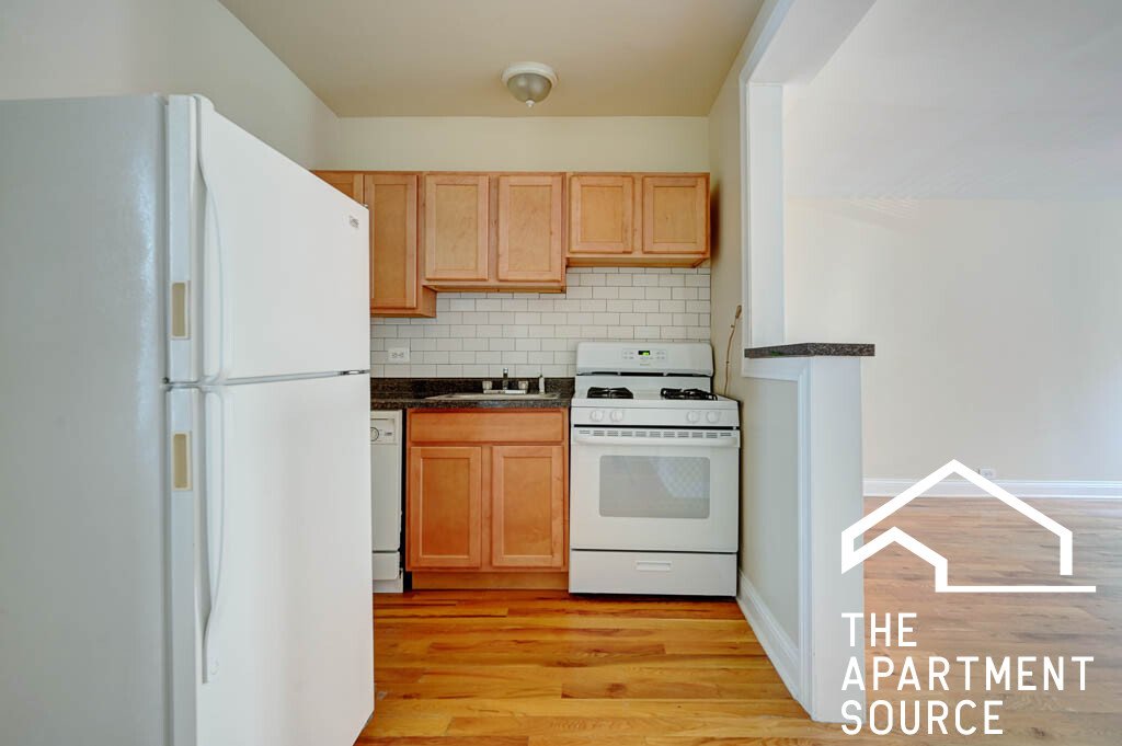 Chicago Apartment: 1347 North Dearborn St.