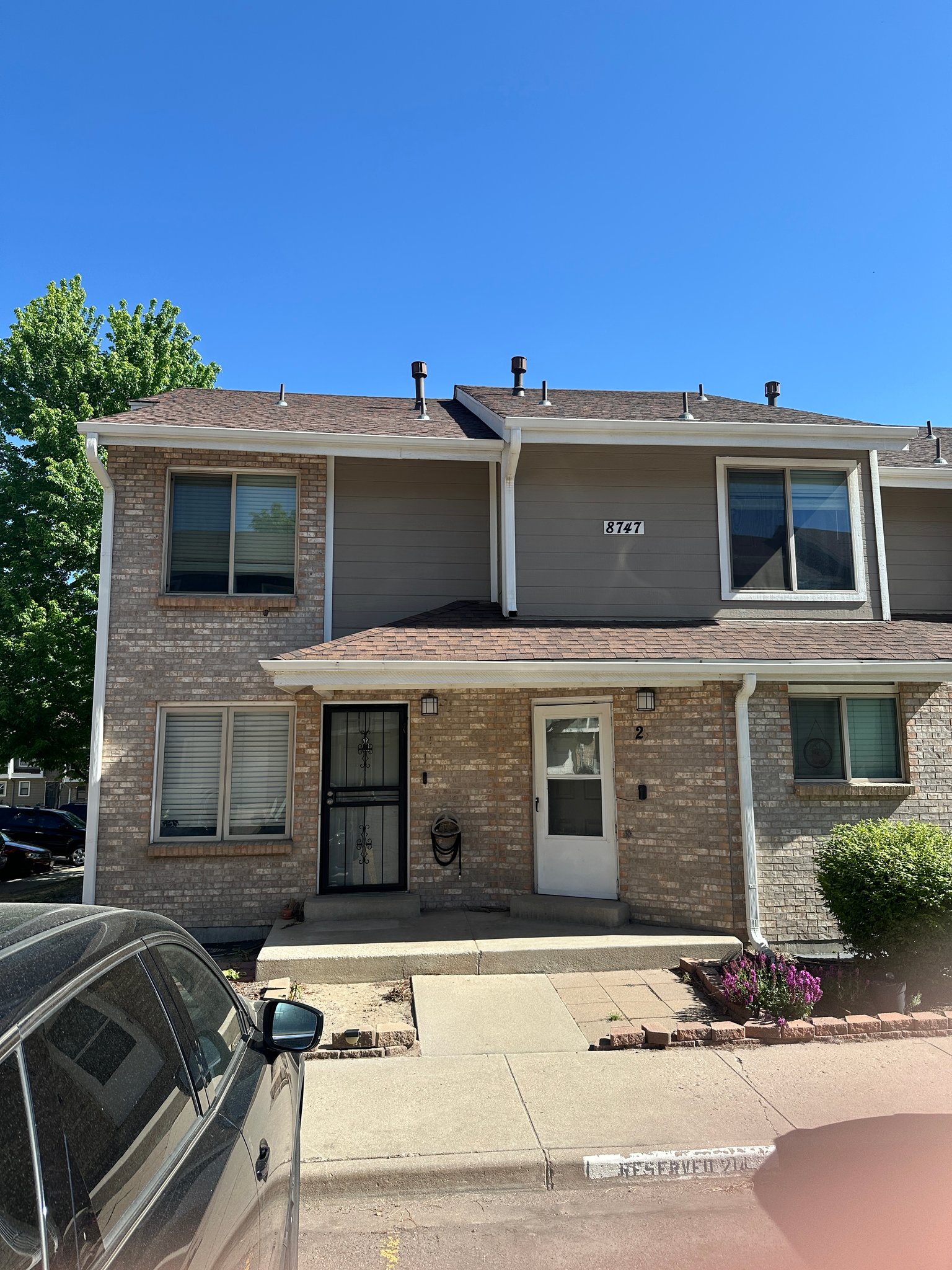 Lakewood Townhome: 8747 W Cornell Ave