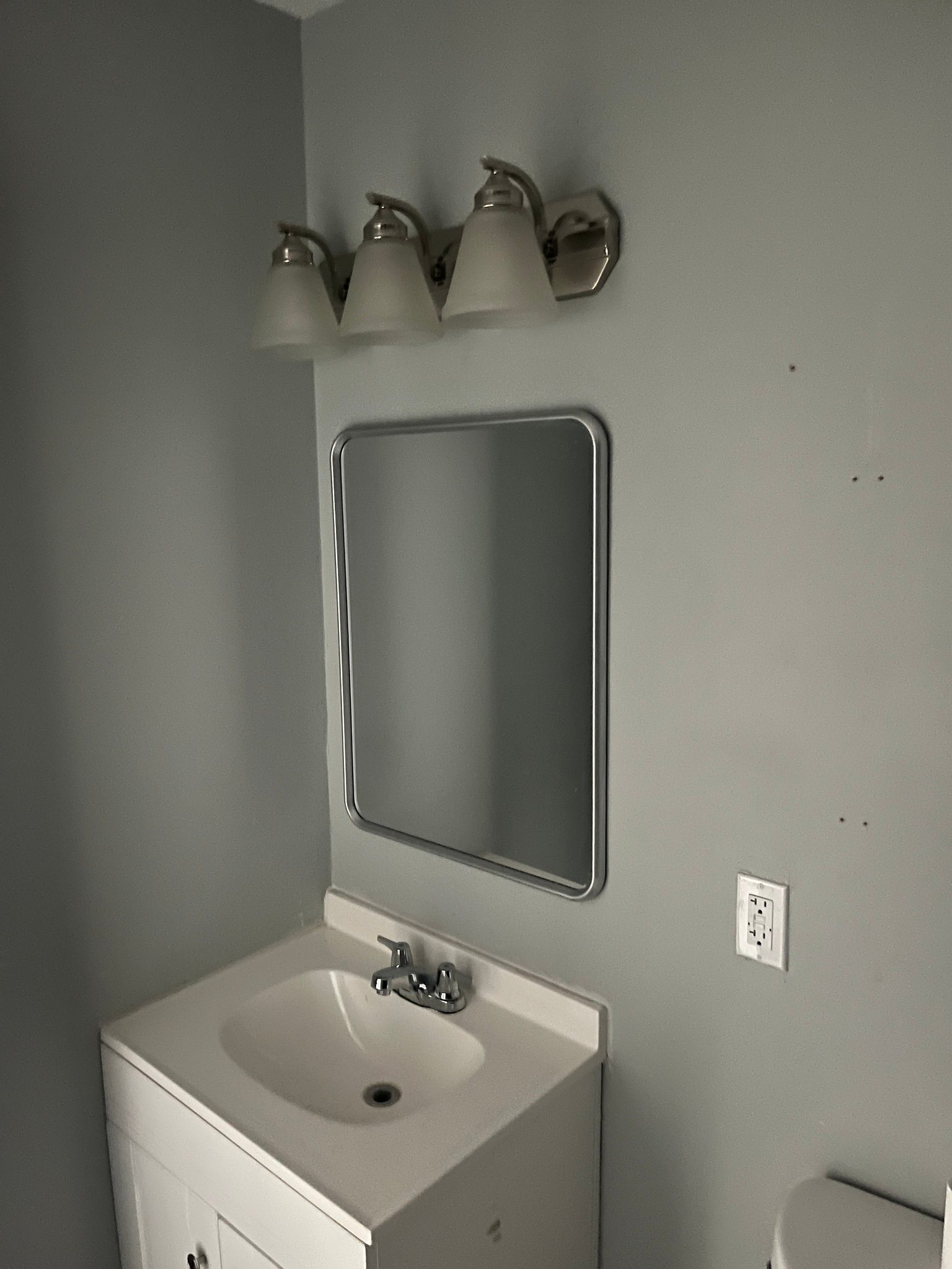 Baltimore Apartment: 1029 W Baltimore St