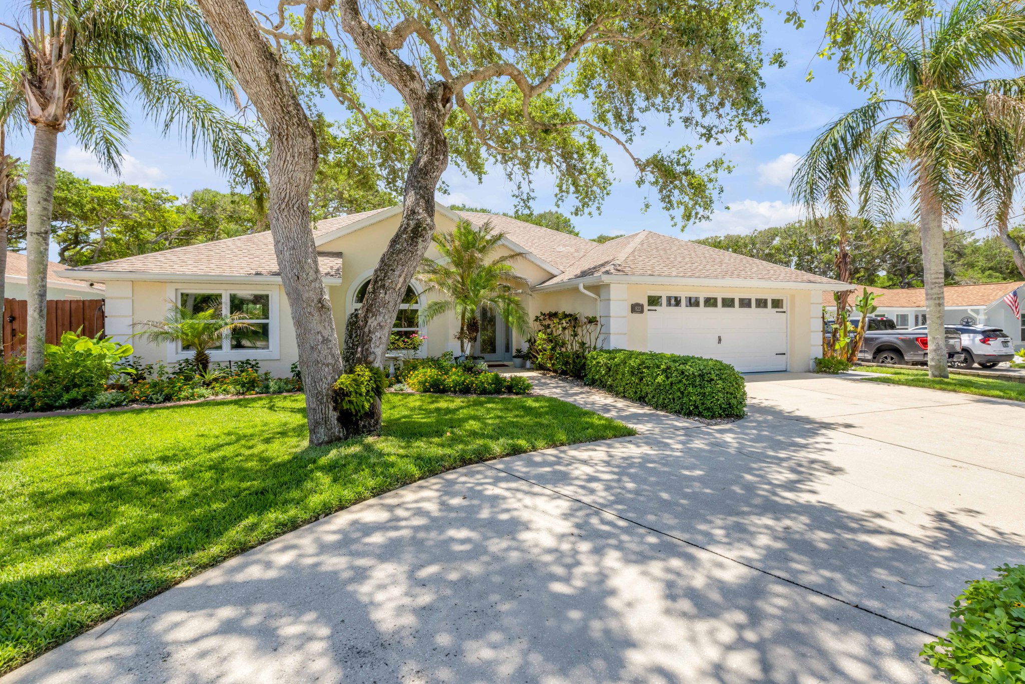 New Smyrna Beach House: 823 E. 19th Ave