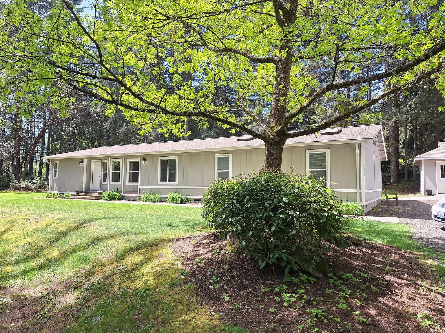 Port Orchard House: 6674 N Van Decar Rd SE