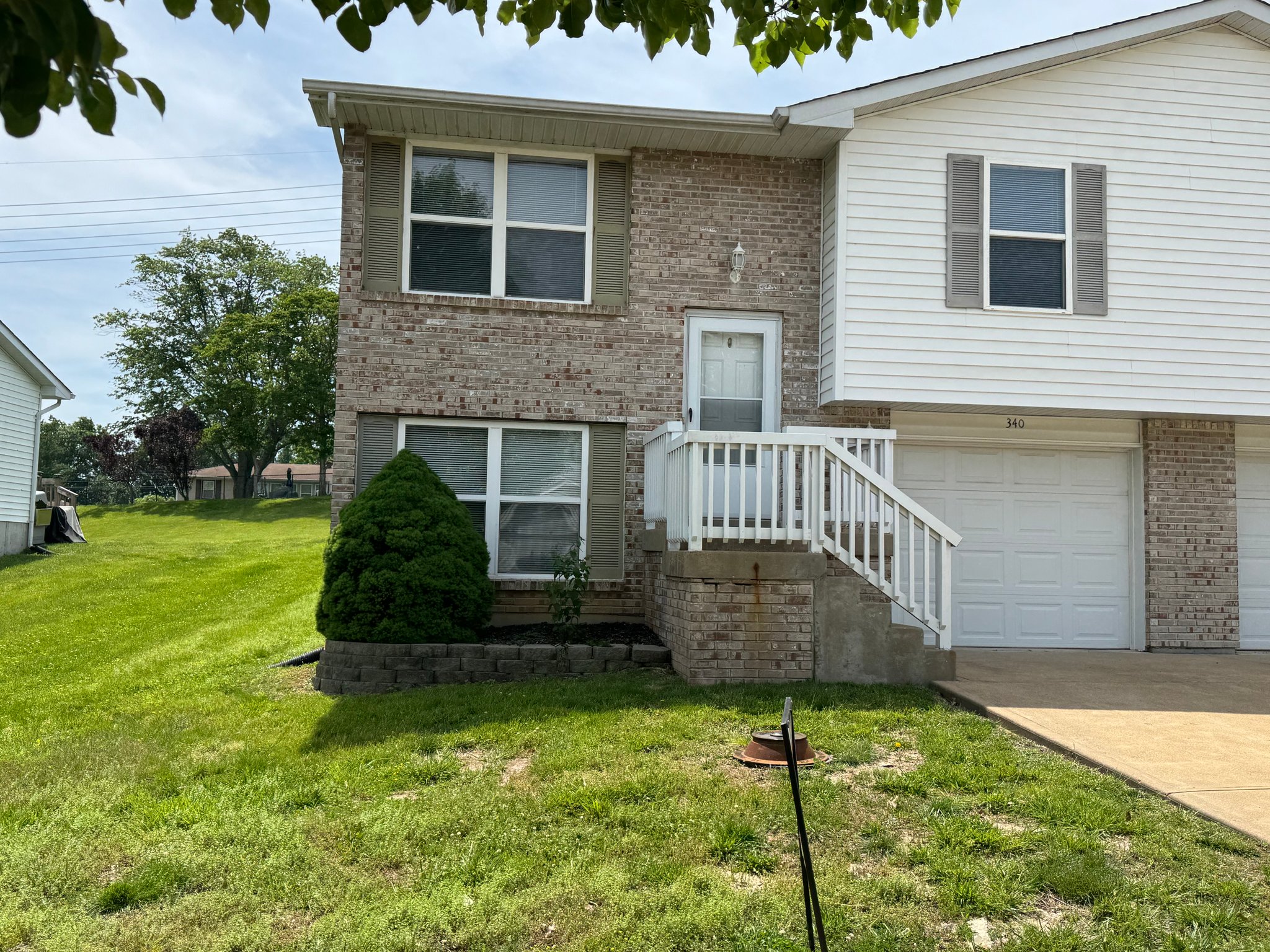 Arnold Townhome: 340 Oak Ridge Pkwy