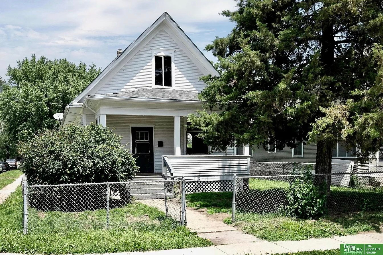 Omaha House: 2524 Fort Street