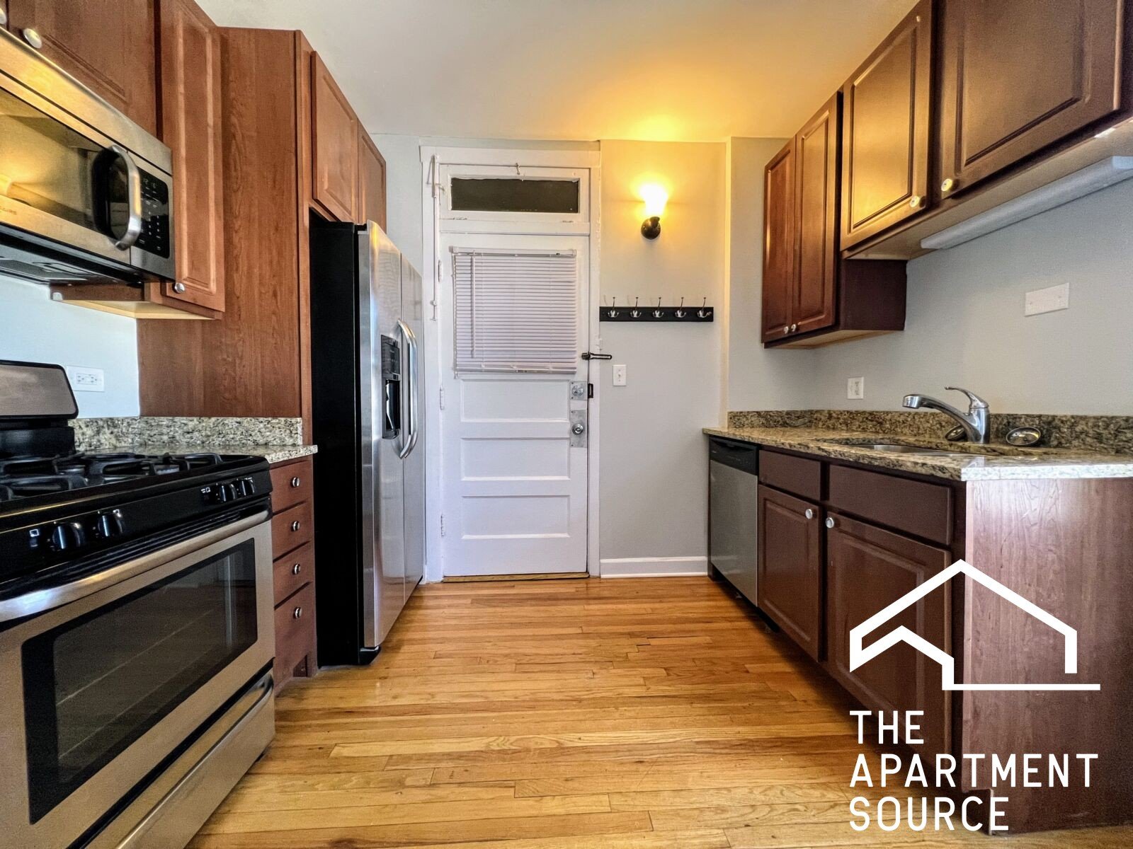 Chicago Apartment: 2102 West Ainslie St.