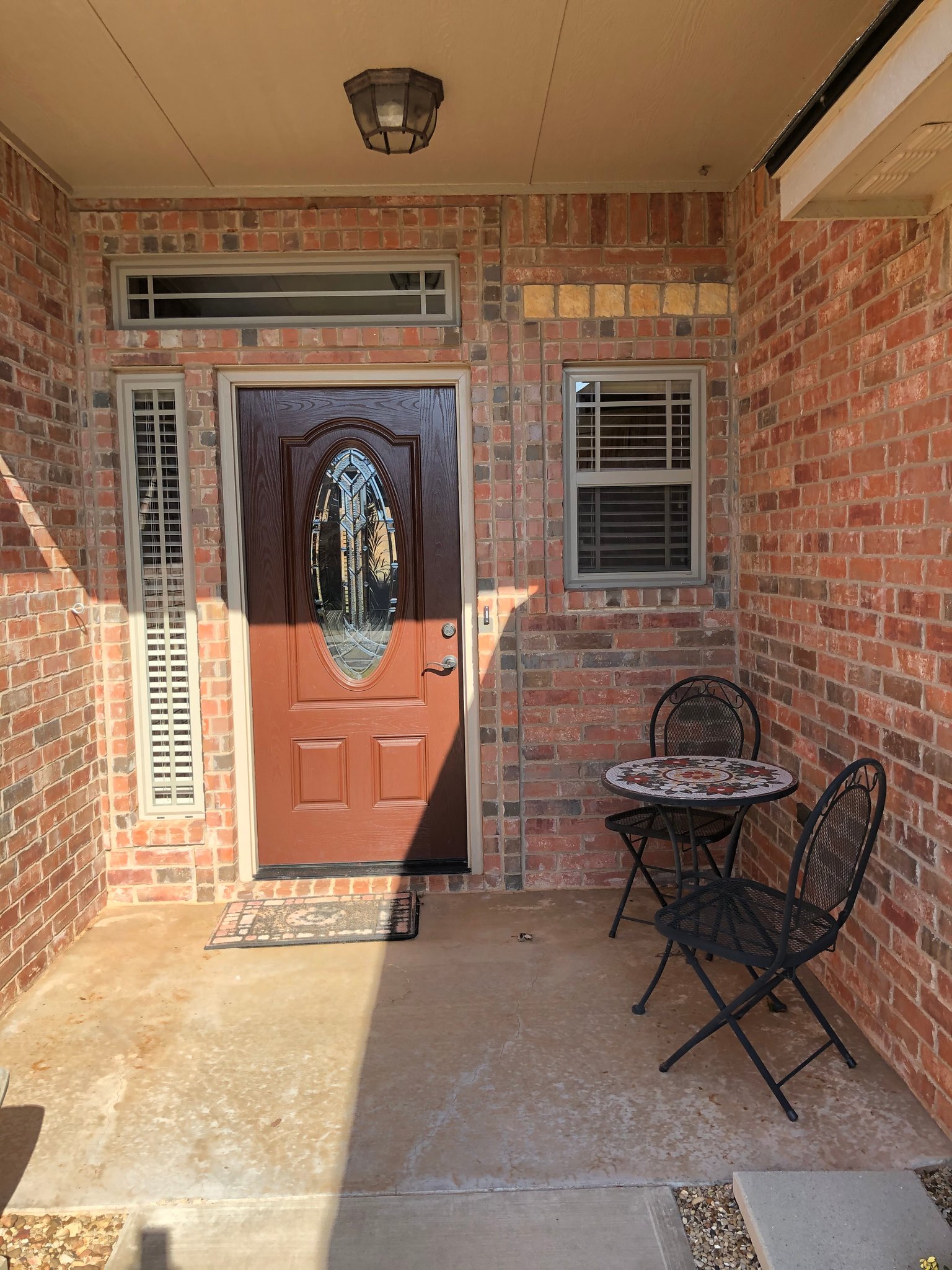 Elgin House: 1308 Saddle Rock Dr