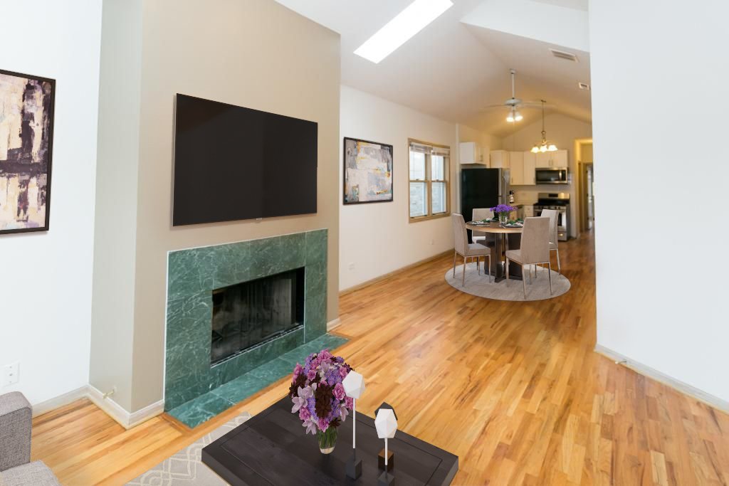 Chicago Multiplex: 1443 W Walton St, Unit 3
